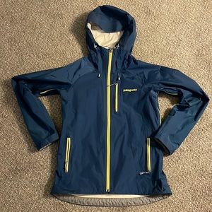 Patagonia torrent Shell Rain Jacket, small